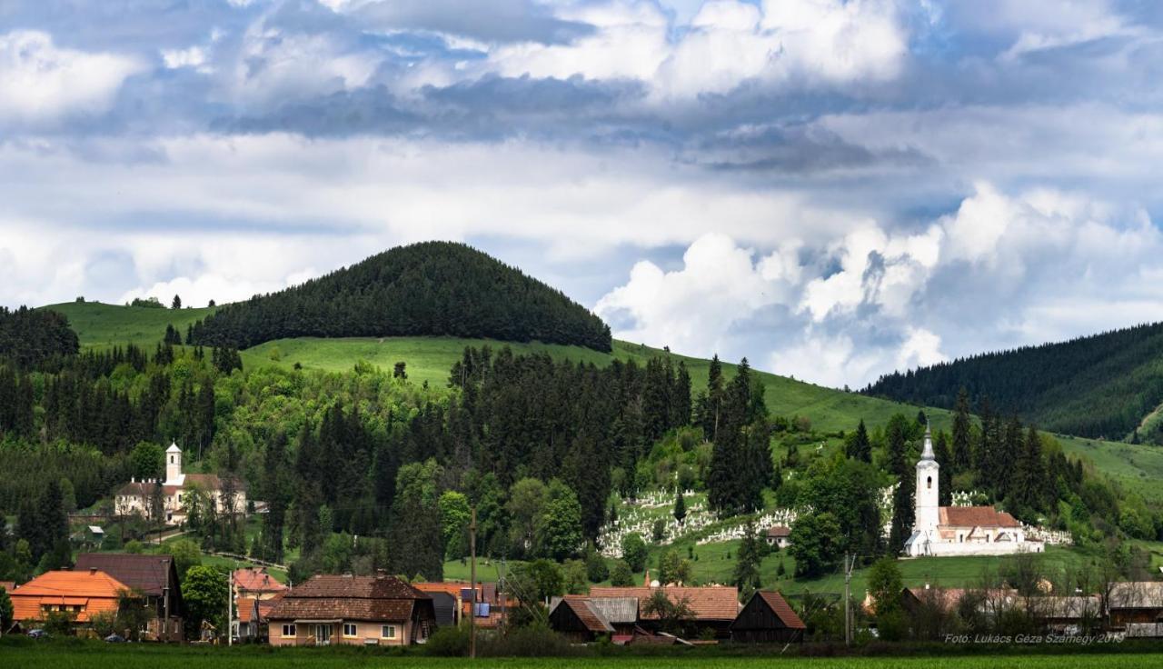 Csergo Ildiko Vendeghaz Hotel Lăzarea Eksteriør billede