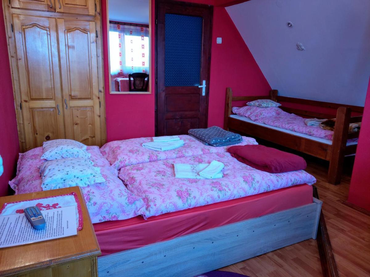 Csergo Ildiko Vendeghaz Hotel Lăzarea Eksteriør billede