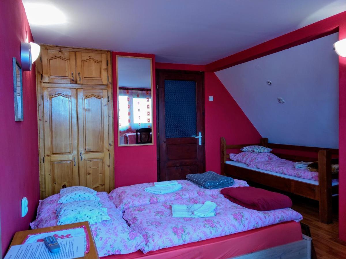 Csergo Ildiko Vendeghaz Hotel Lăzarea Eksteriør billede