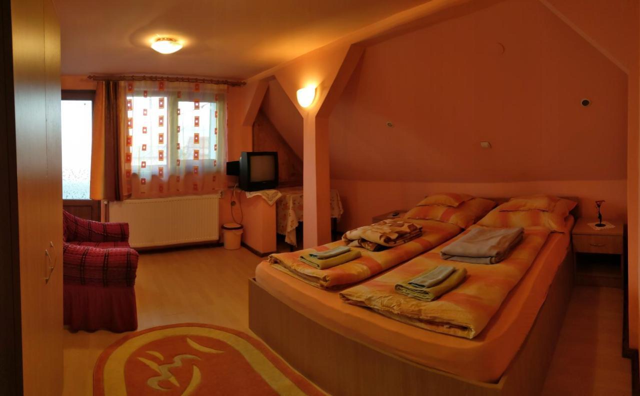 Csergo Ildiko Vendeghaz Hotel Lăzarea Eksteriør billede